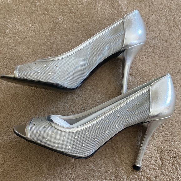 Stuart Weitzman - Sparkler open toe shoes - Picture 3 of 7